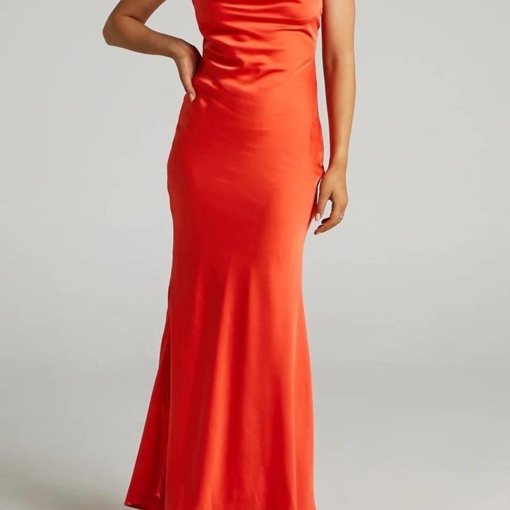 Showpo Lunaria Maxi Dress Cowl Neck Mermaid Slip Dress US 6 Fire Red NWT